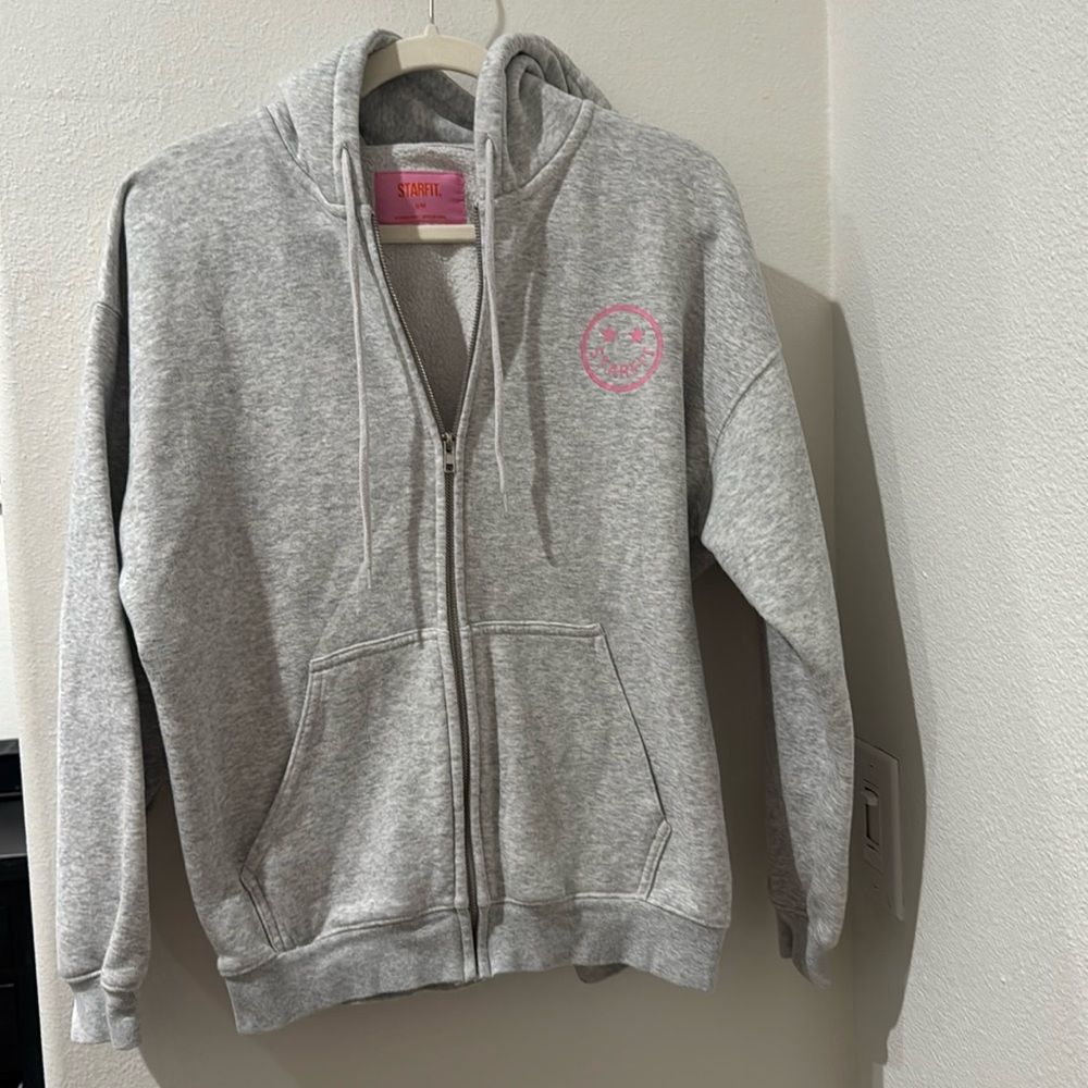 Starfit 3D Bolt Zip Up. Color: Gray, Size: Small/Medium. Excellent condition.
